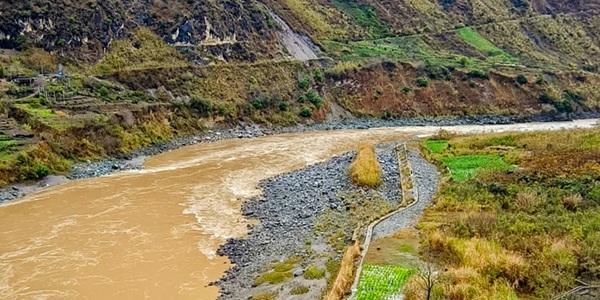 泸水怒江大峡谷