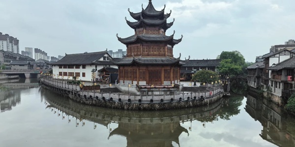 路桥区十里长街景观图