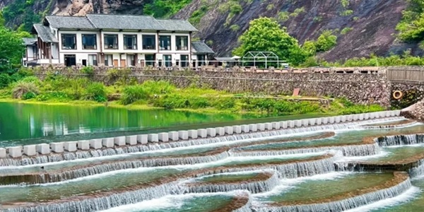 温州永嘉楠溪江竹筏漂流全景图